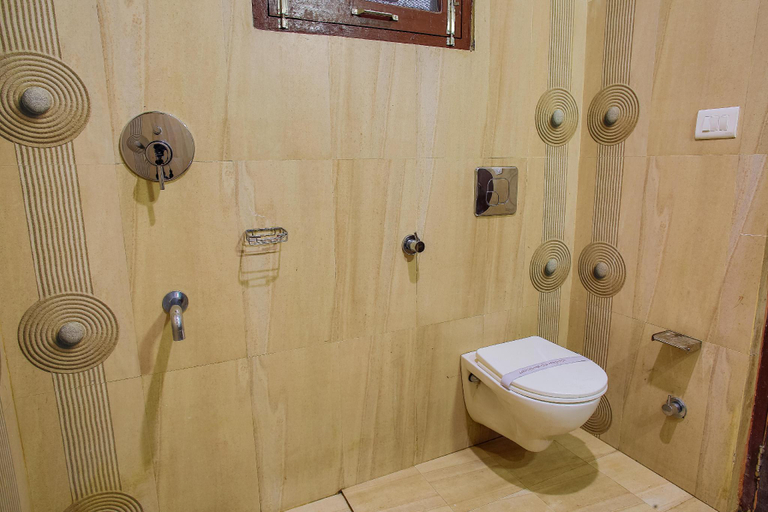 Bathroom 4, Hotel Maa Gayatri India, Udhampur