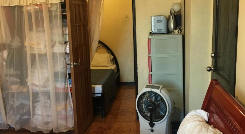 Bedroom 3, Chona and Christophe Guesthouse - Cavite, General Trias