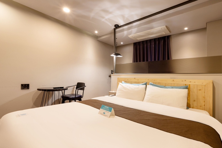 Bedroom 4, Sorgente Business Hotel, Sasang