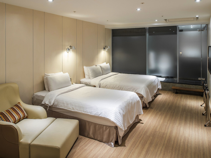 Bedroom 14