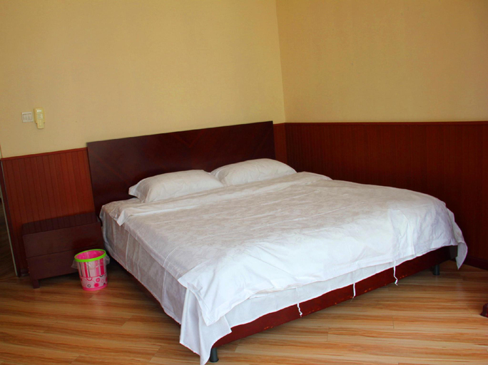 Bedroom 2, Qingdao Huake Holiday Hotel, Qingdao