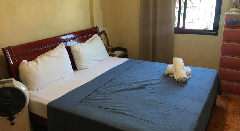 Bedroom 4, Chona and Christophe Guesthouse - Cavite, General Trias