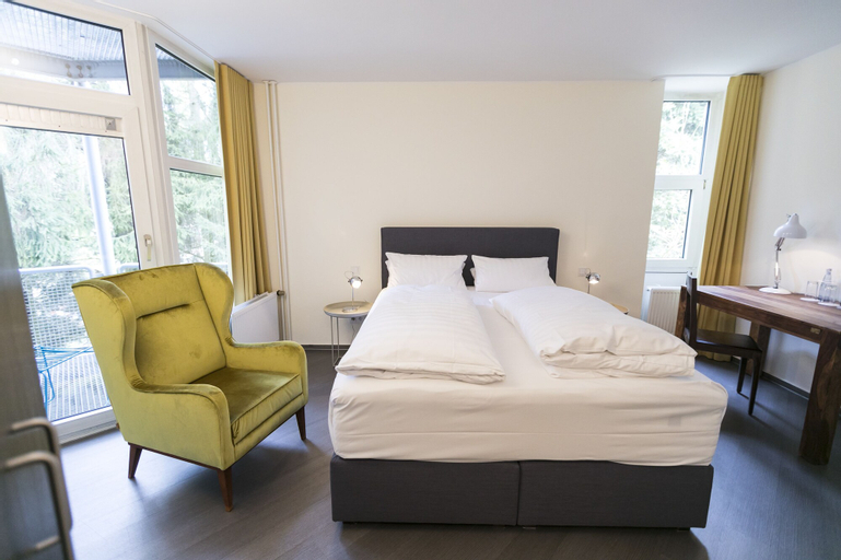 Bedroom 8