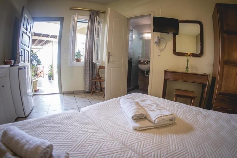 Bedroom 3, Filoxenia, South Aegean