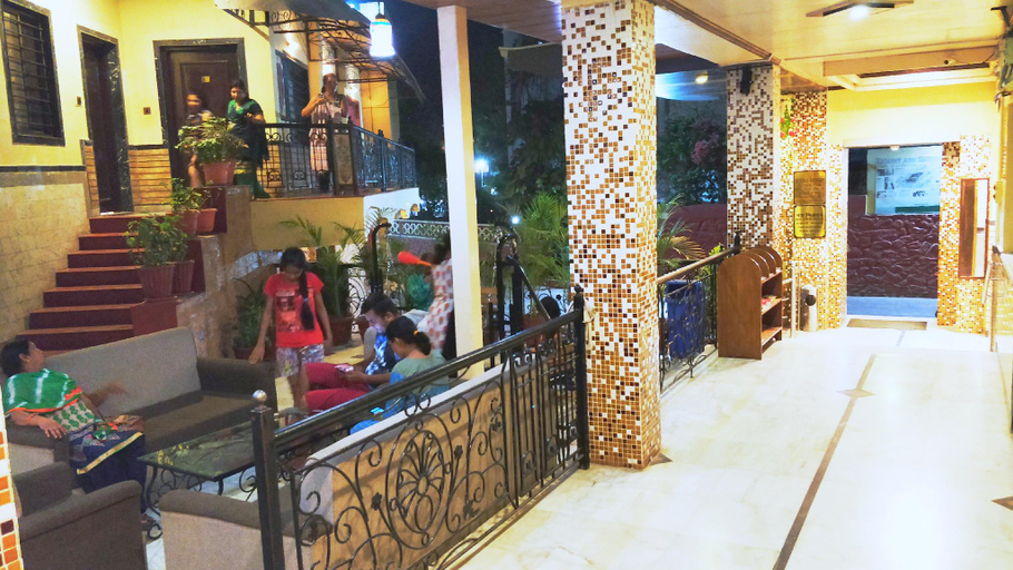 Public Area 1, Hotel Saraswati, Sirohi