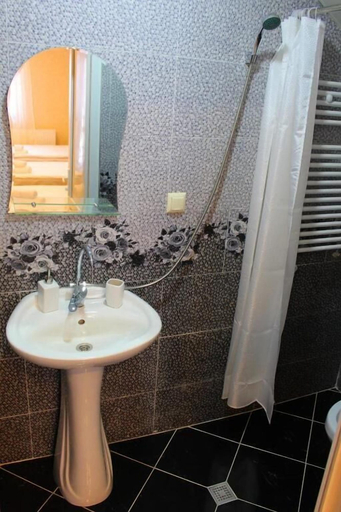 Bathroom 3, Hotel Gera, Mestia