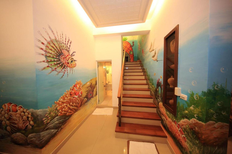Others 5, Hao Her A B & B, Pingtung