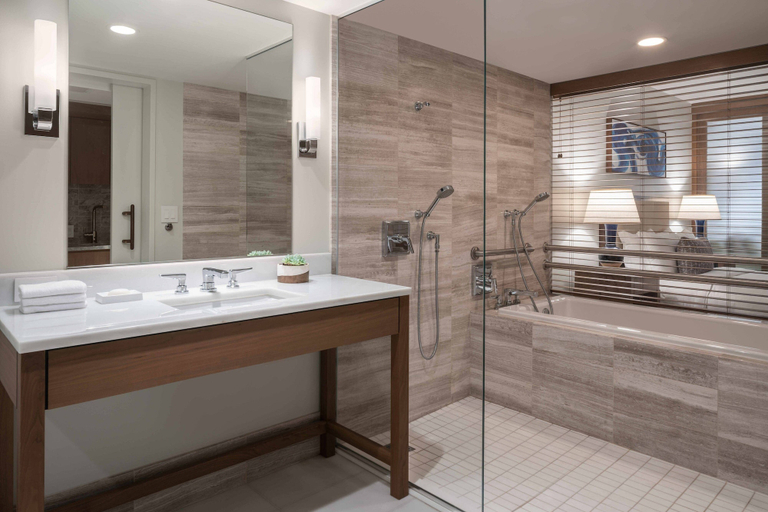 Bathroom 5, The Ritz-Carlton Residences, Waikiki Beach, Honolulu