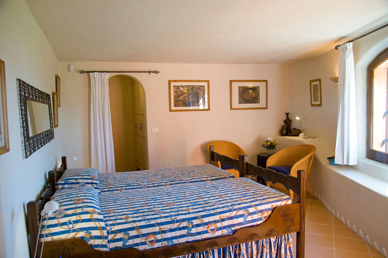 Bedroom 3, Villa Brandinchi Sea View Swimming Pool, Nuoro