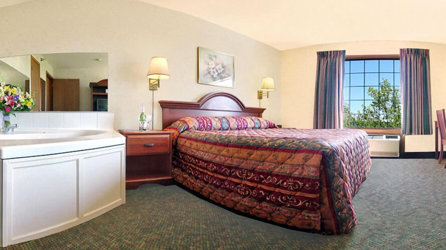 Bedroom 3, Motel 6 – Chillicothe, MO, Livingston