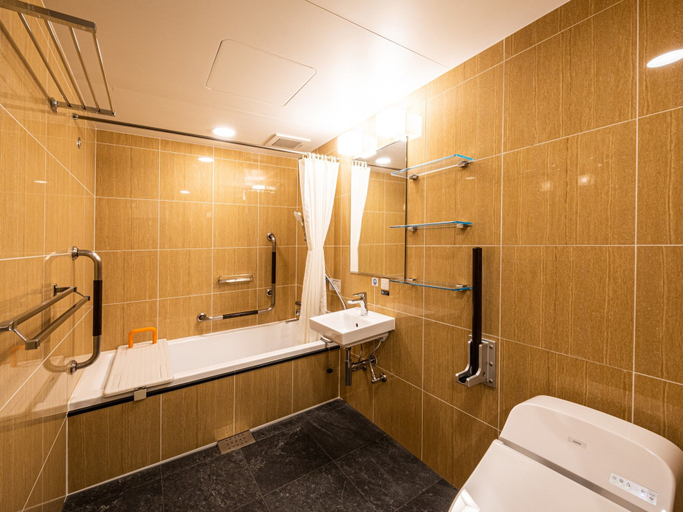 Bathroom 4, APA Hotel & Resort Hakata Ekihigashi, Fukuoka