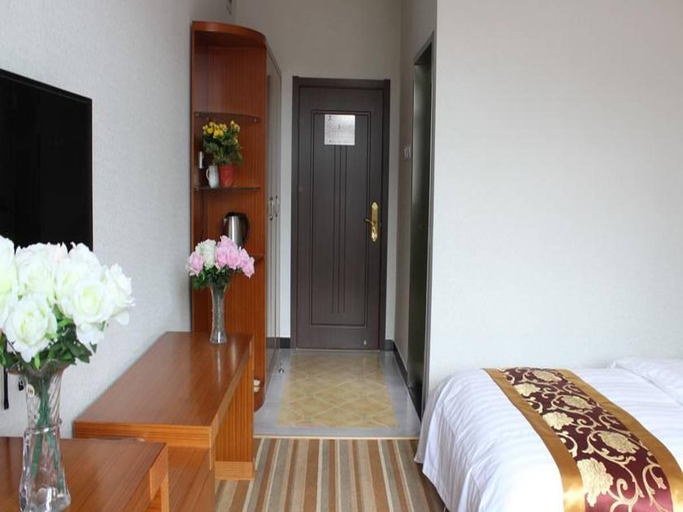 Bedroom 3, 169 Business Hotel, Beijing