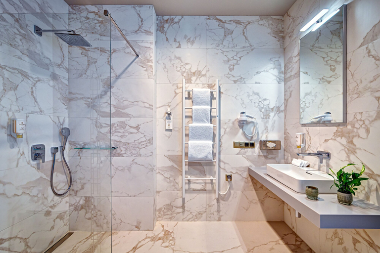 Bathroom 4, Haston Old Town, Środa Śląska