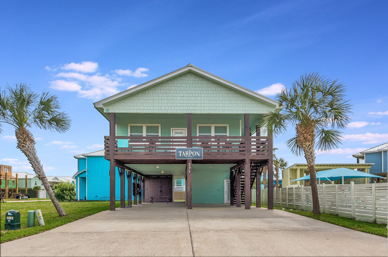 Exterior & Views 2, The Tarpon, Nueces