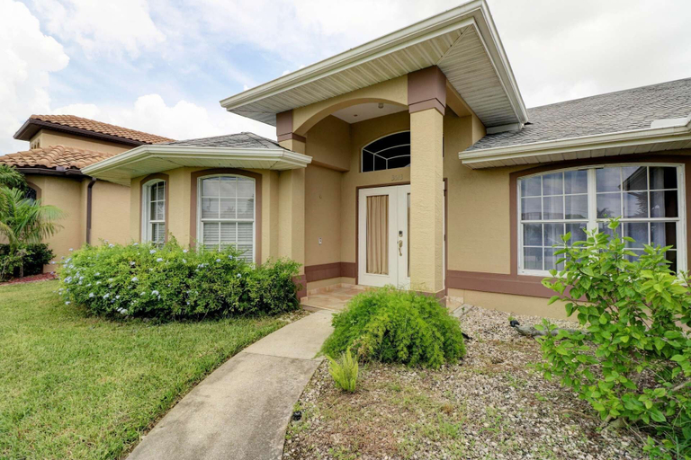 Exterior & Views 2, 3513 SW 29th Ave, Lee