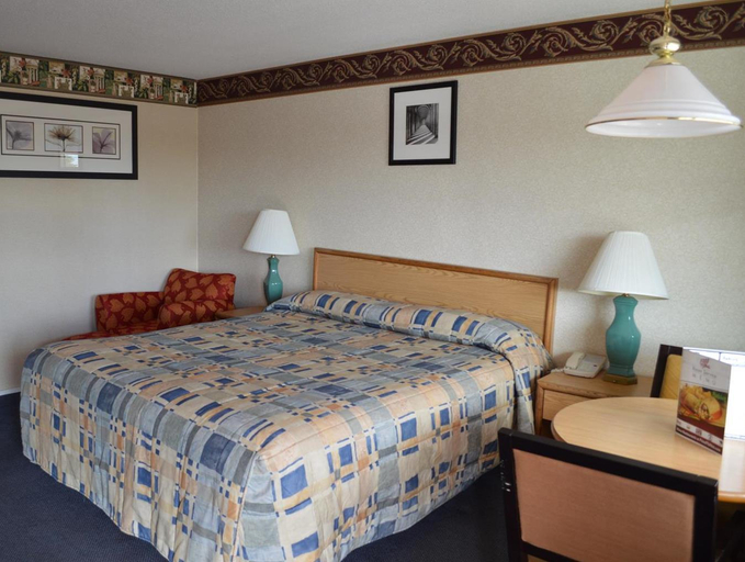 Bedroom 3, Gateway Inn Fairfield, Solano