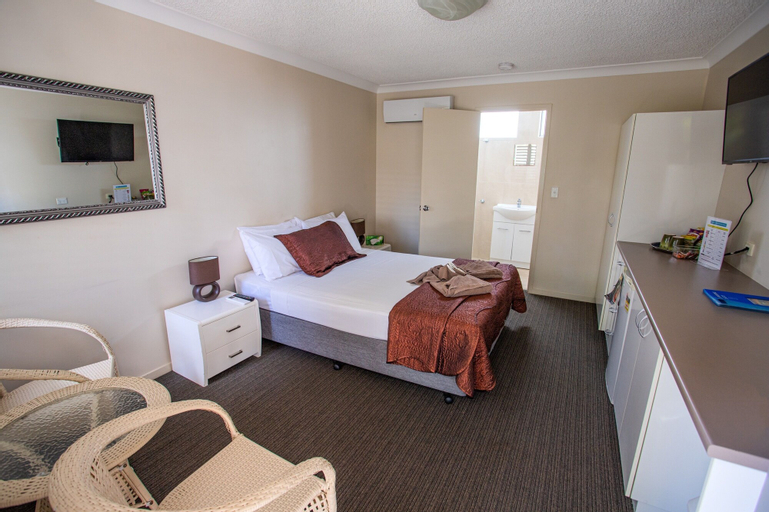 Bedroom 6
