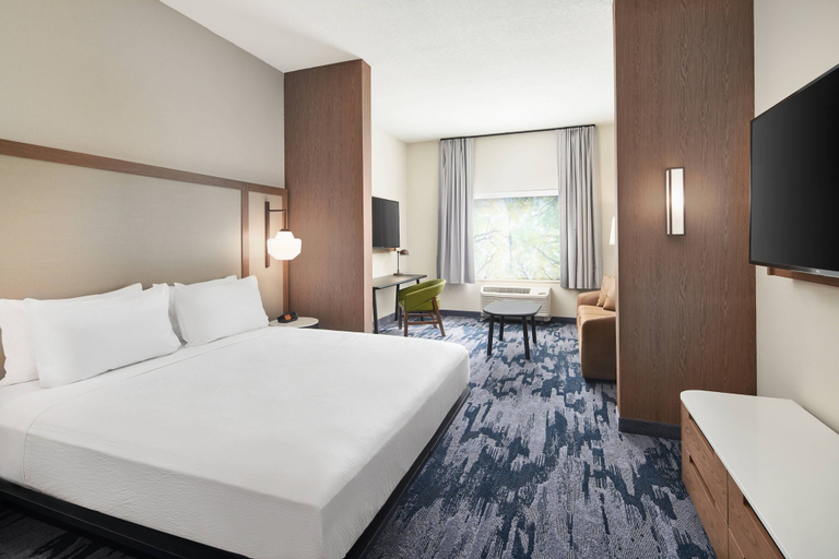 Bedroom 3, Fairfield Inn & Suites by Marriott Tampa Riverview, Hillsborough