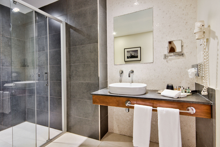 Bathroom 5, The George, Urban Boutique Hotel, St Julian's