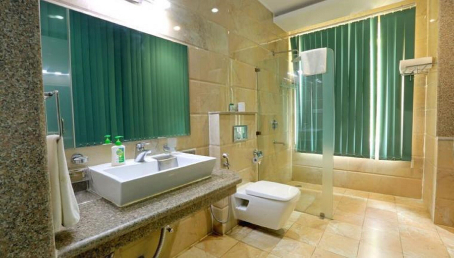 Bathroom 3, Namami Ganges Resort, Garhwal