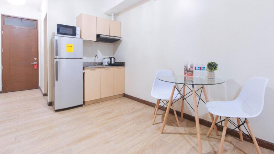 Dining Room 1