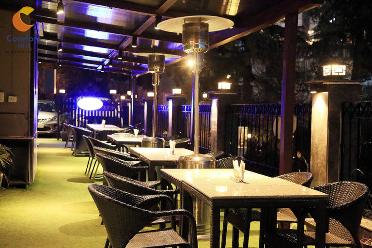 Food & Drinks 5, Comfort Inn Silver Arch Hotel, Mussoorie, Dehradun