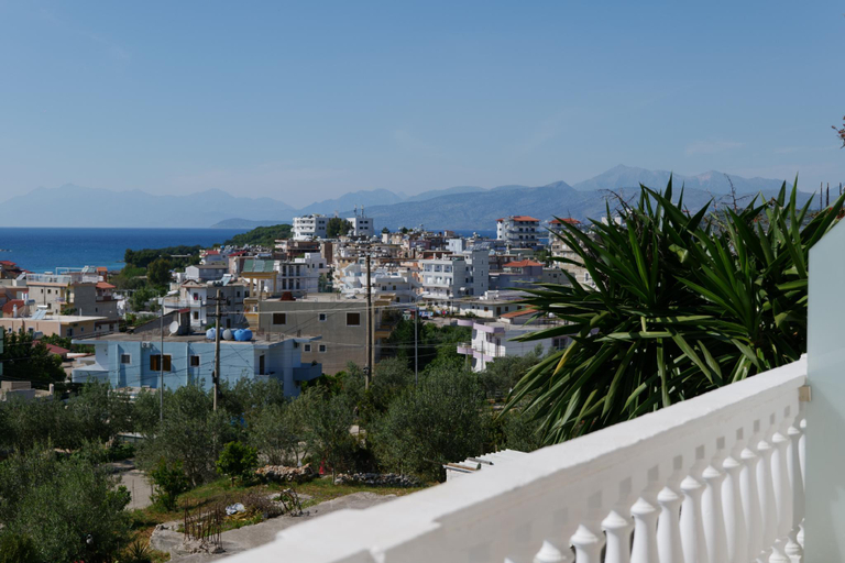 Others 2, Villa A & A, Sarandës