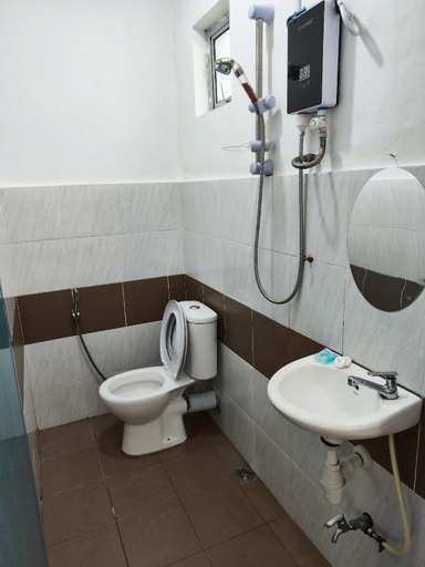 Bathroom, Blue Mountain Lodge Kundasang, Ranau