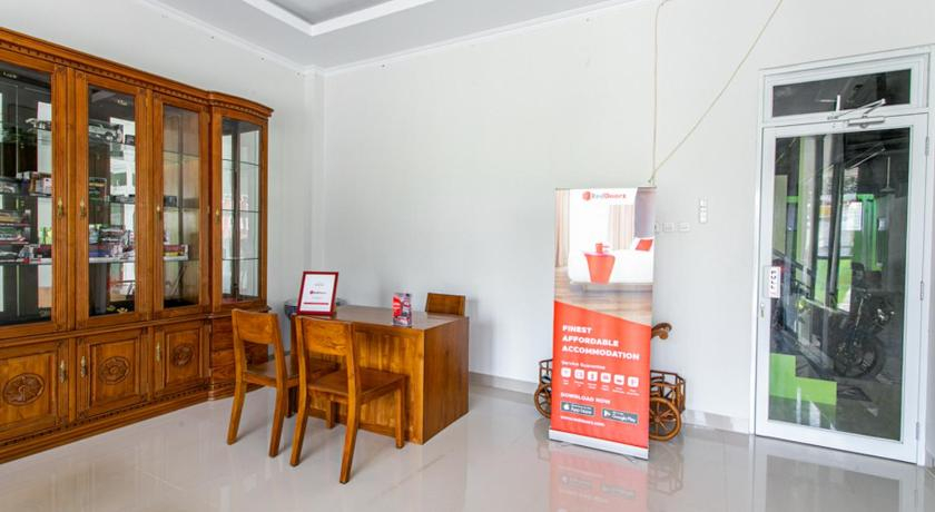 Food & Drinks, RedDoorz Near Universitas Muhammadiyah Yogyakarta, Bantul