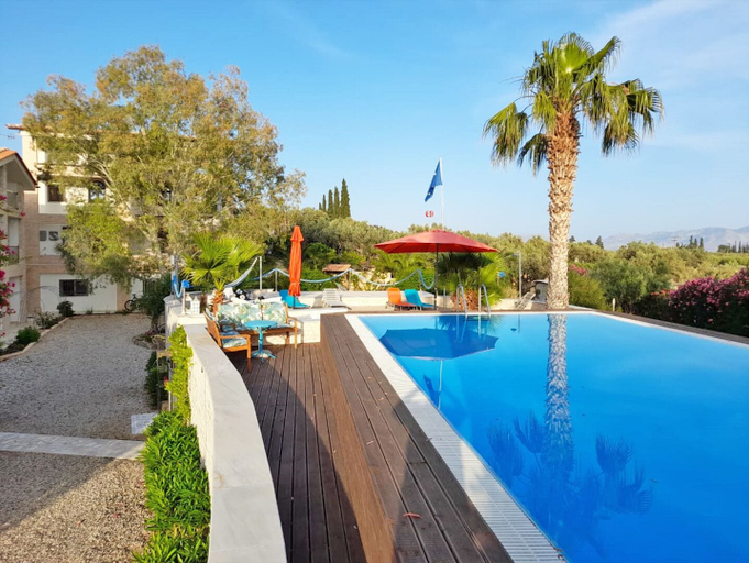 Garden, Perikles Hills, Peloponnese