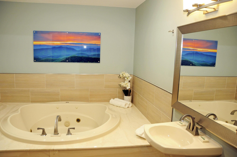 Bathroom 4, The Summit at Massanutten Resort by Tripforth, Rockingham