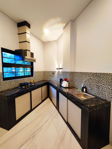 Others 5, Beautiful House in City Centre, Cirebon
