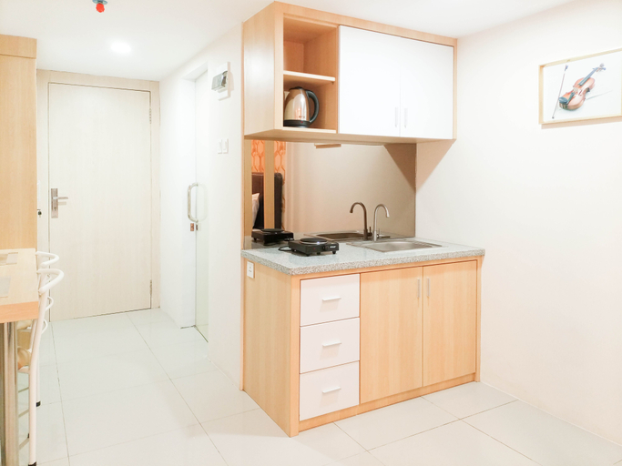 Others 4, Tranquil and Comfort Studio at De Prima Apartment By Travelio, Medan