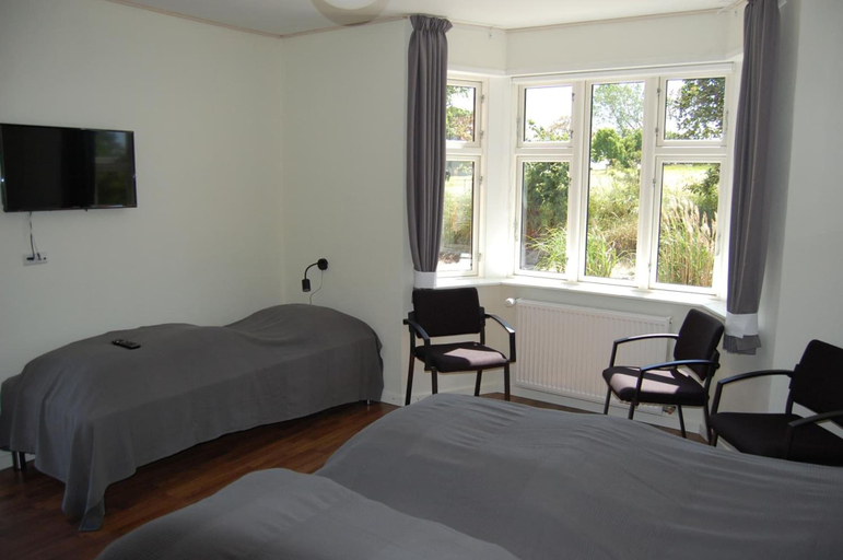 Bedroom 2, Nordgården Pension, Samsø