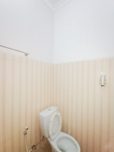 Bathroom, Salma Guesthouse, Sleman