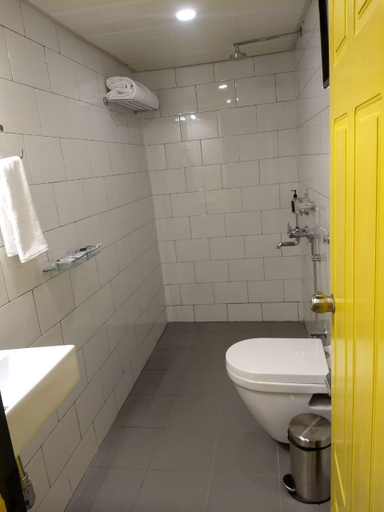 Bathroom, Istay hotels Jubliee Hills, Hyderabad