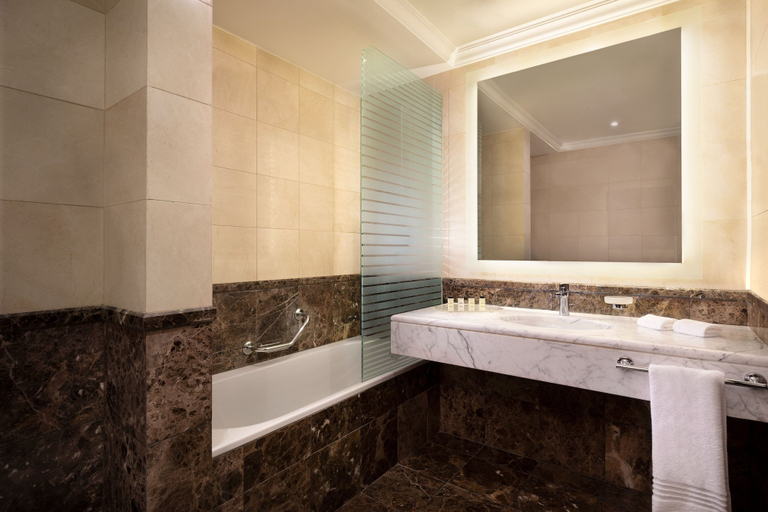 Bathroom 5, Sheraton Riyadh Hotel & Towers, Riyadh