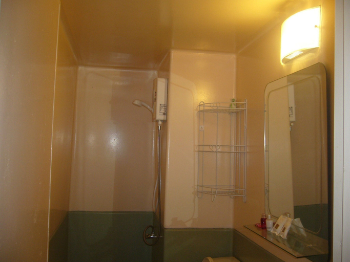 Bathroom, IMPACT Muang Thong Thani Service Condo, Pak Kret