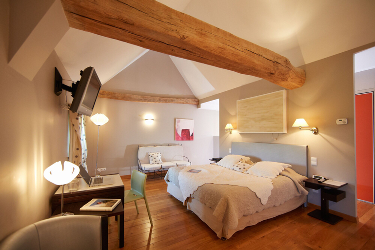 Bedroom 8