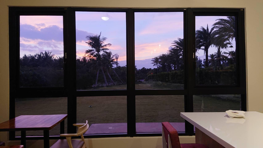 Others 5, Shark Bed and Breakfast, Pingtung