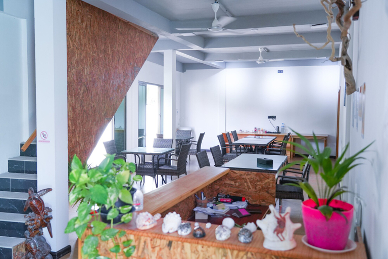 Others 5, Gaafaru View Inn, Kaafu Atoll