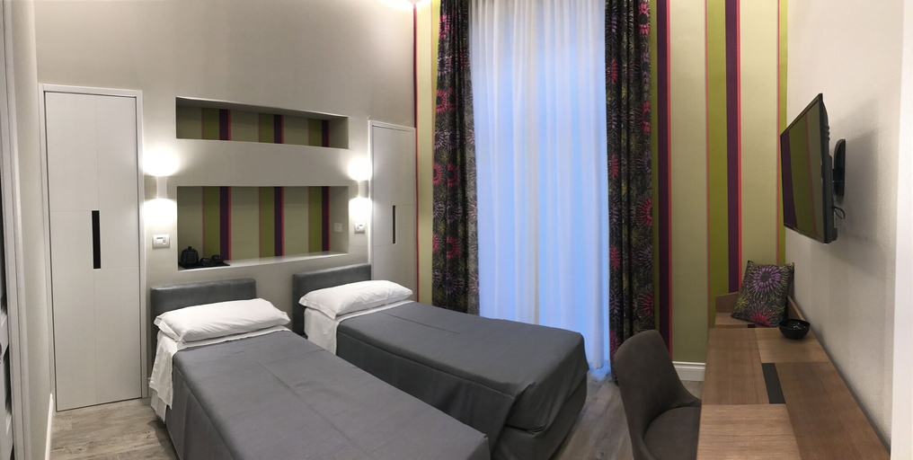 Bedroom 4, Ambra Noblesse, Napoli