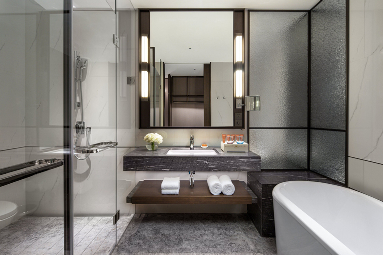 Bathroom 17