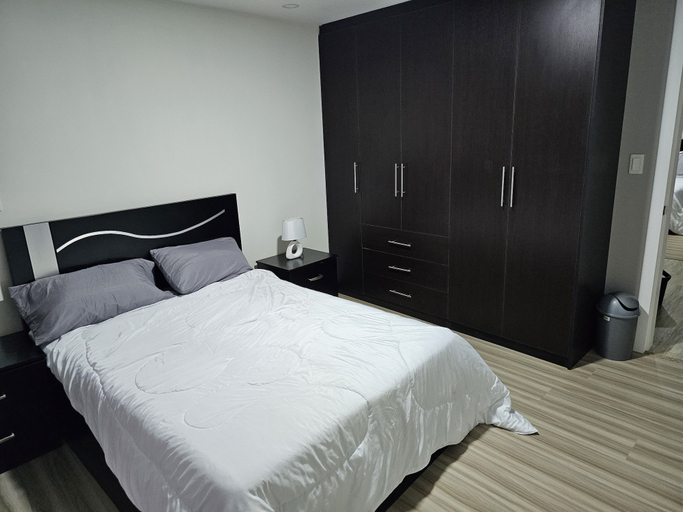 Bedroom 3, Departamento de Lujo, Cuenca