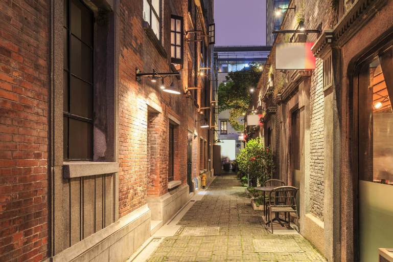 Nearby Landmark 2, Manzhi Celebrity Hostel, Shanghai