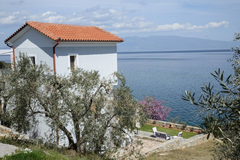 Others 4, Ira Charming apt with stunning view, Thessaly