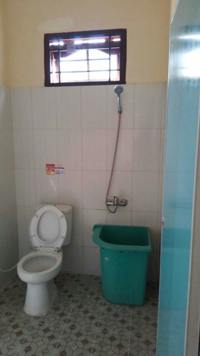 Bathroom, Hotel Almonsari, Toba