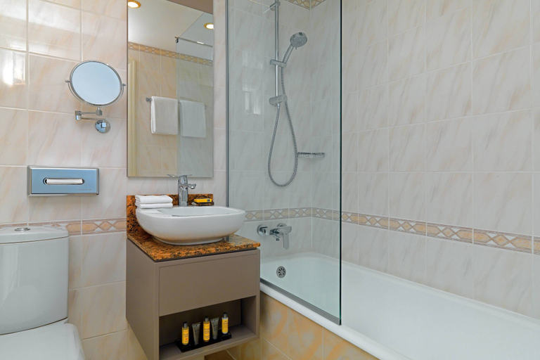 Bathroom 5, Armenia Marriott Hotel Yerevan, Yerevan