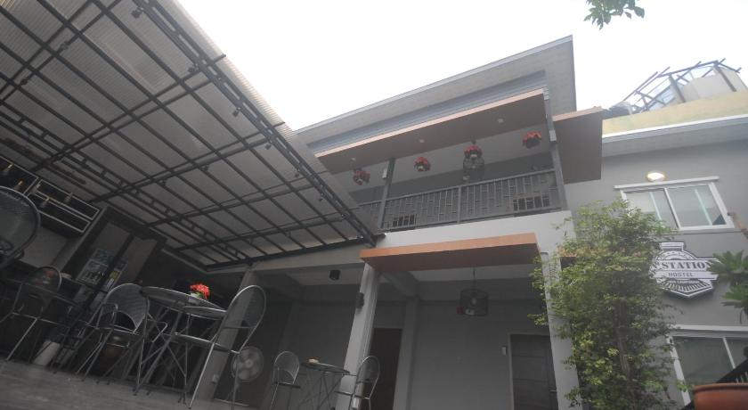 Exterior & Views 2, Inn Stations Hostel, Bang Rak