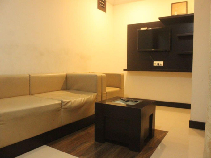 Others 4, Redbell Residency, Malappuram
